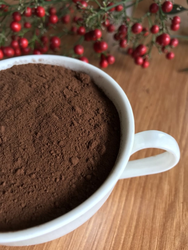 Poudre de cacao organique pure à haute teneur en graisses avec la fonction en expansion de vaisseaux sanguins