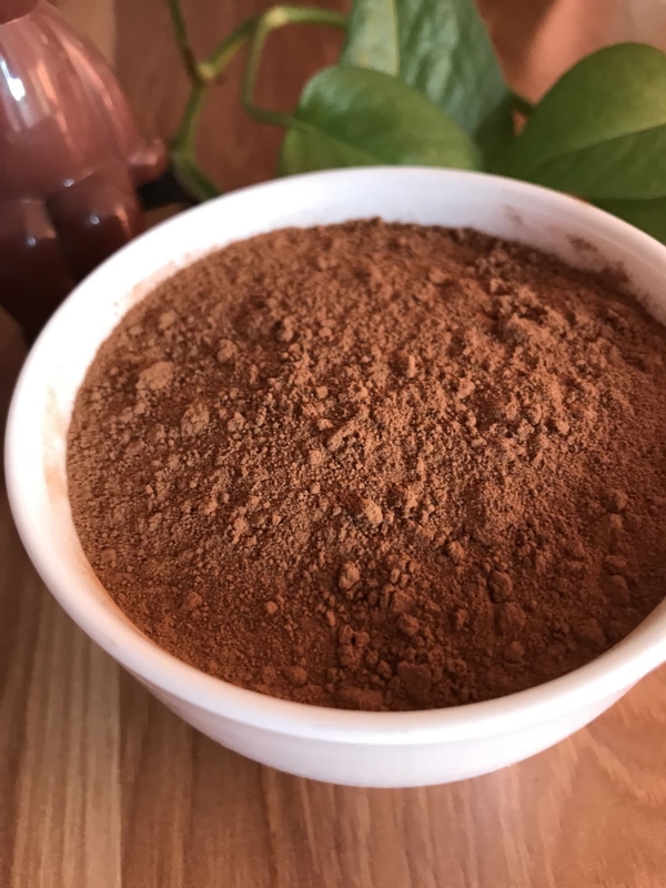 Poudre de cacao à faible teneur en matière grasse de catégorie comestible avec diurétique, le stimulant et les effets de détente